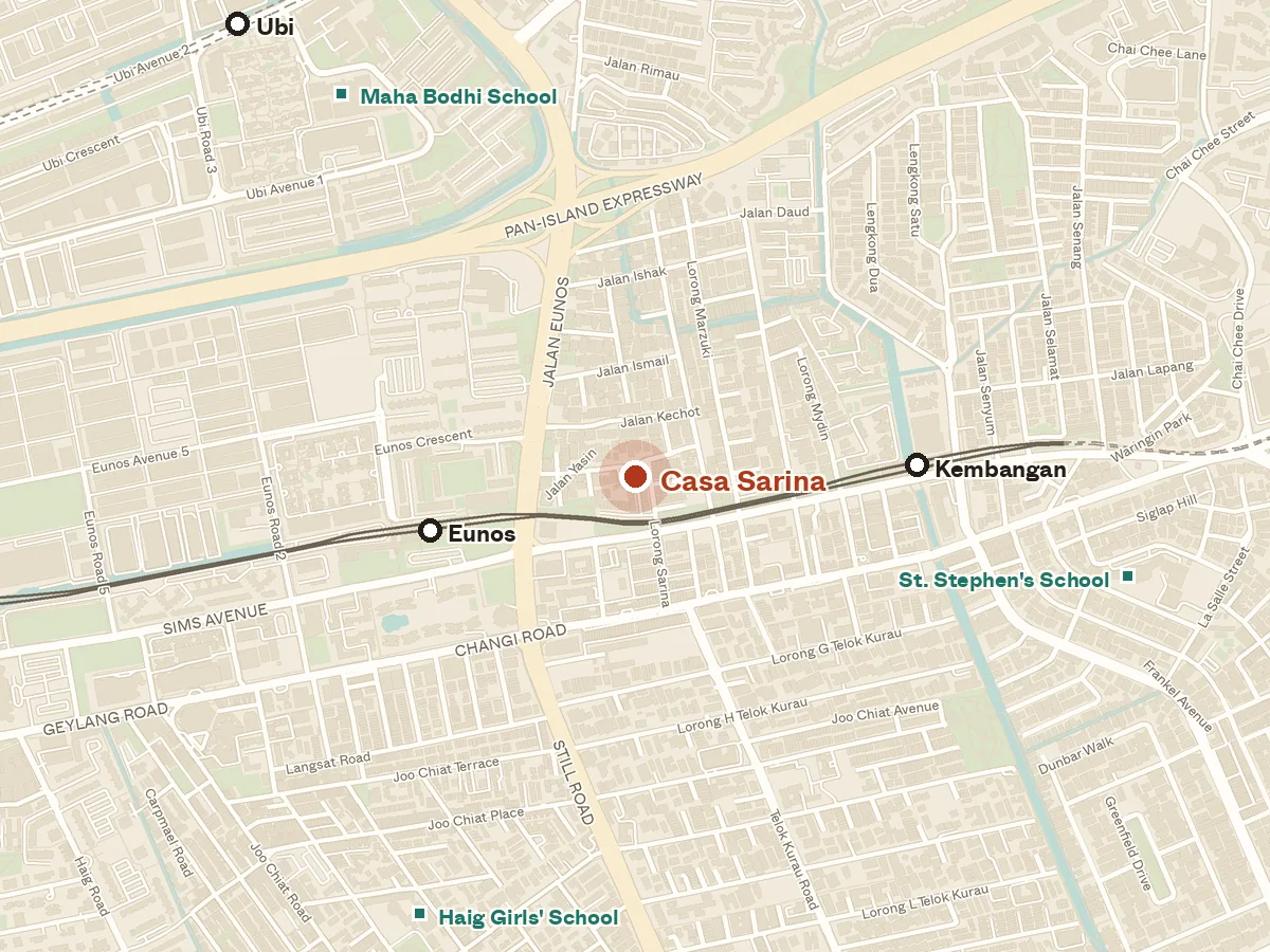 Map of the area around Casa Sarina, with nearby MRT stations and primary schools
