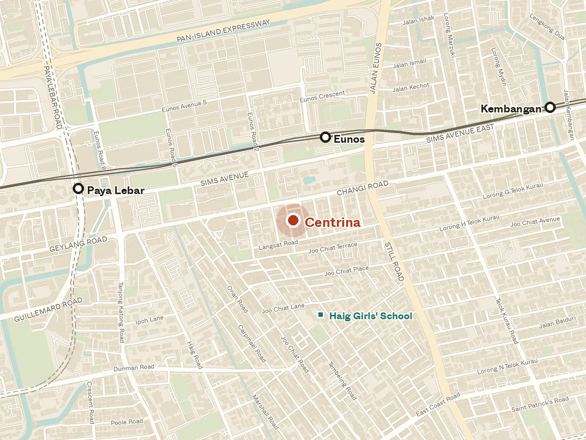 Map of the area around Centrina, with nearby MRT stations and primary schools