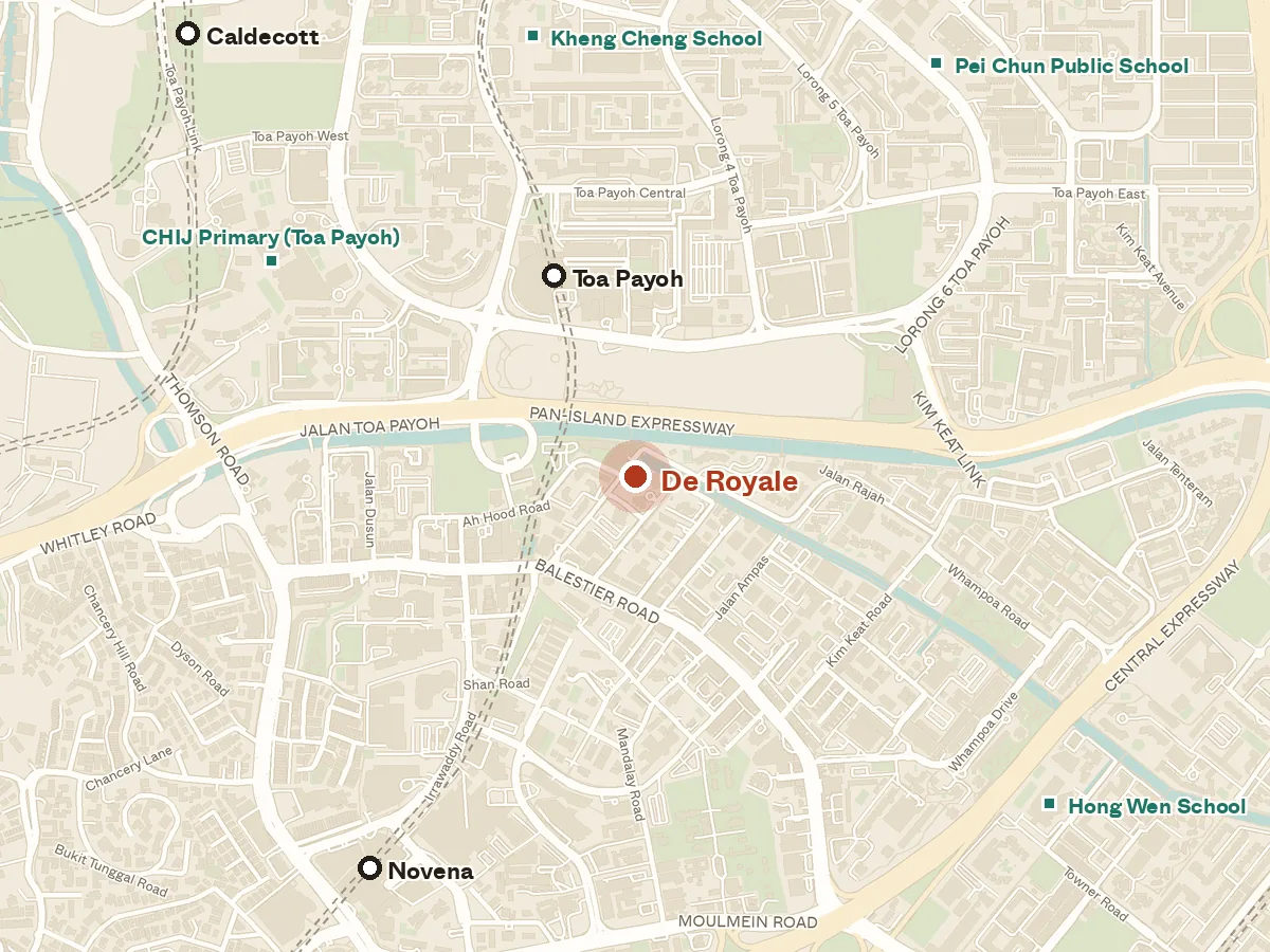 Map of the area around De Royale, with nearby MRT stations and primary schools