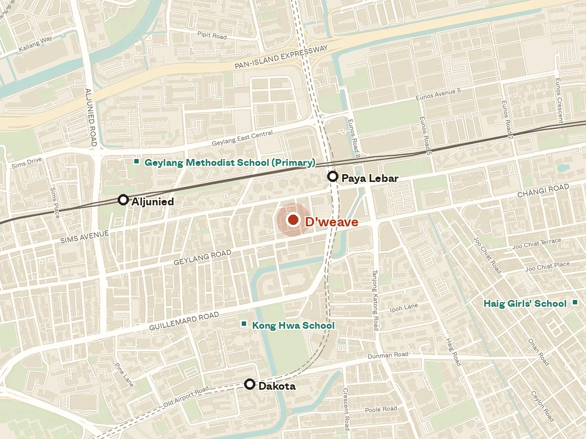 Map of the area around D'weave, with nearby MRT stations and primary schools
