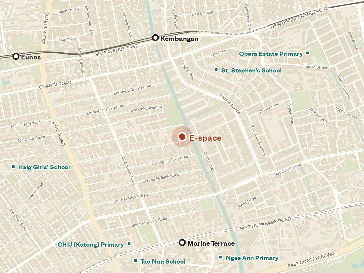 Map of the area around E-space, with nearby MRT stations and primary schools