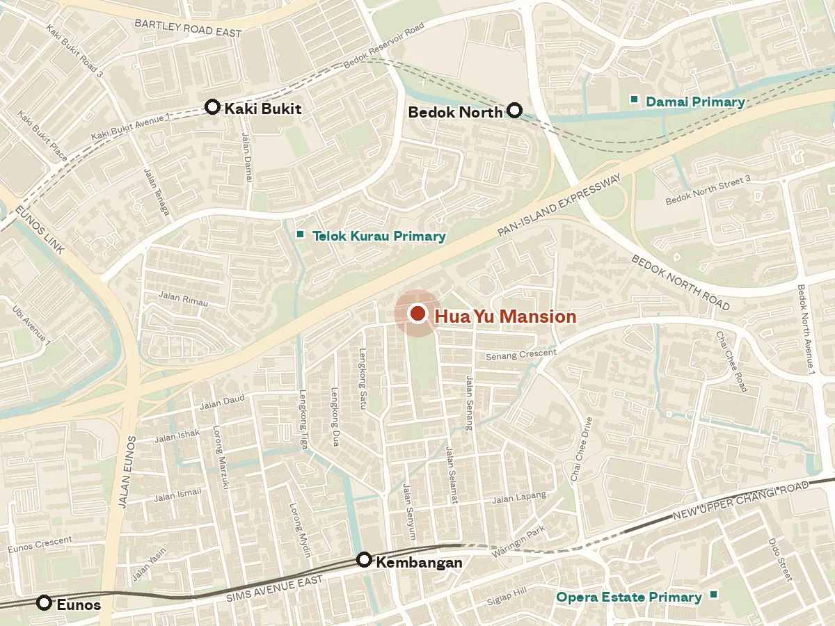 Map of the area around Hua Yu Mansion, with nearby MRT stations and primary schools
