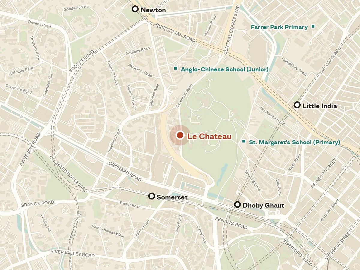 Map of the area around Le Chateau, with nearby MRT stations and primary schools