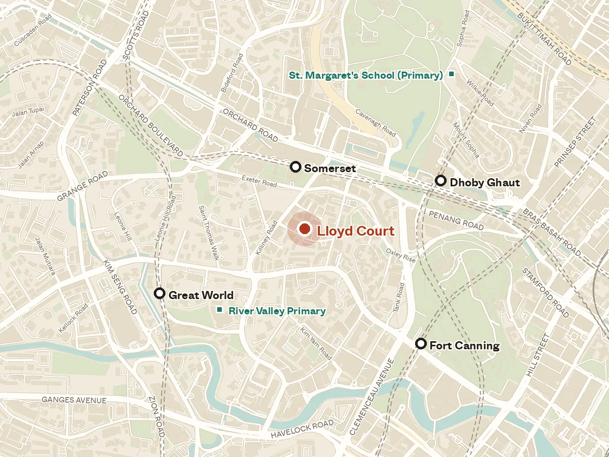 Map of the area around Lloyd Court, with nearby MRT stations and primary schools