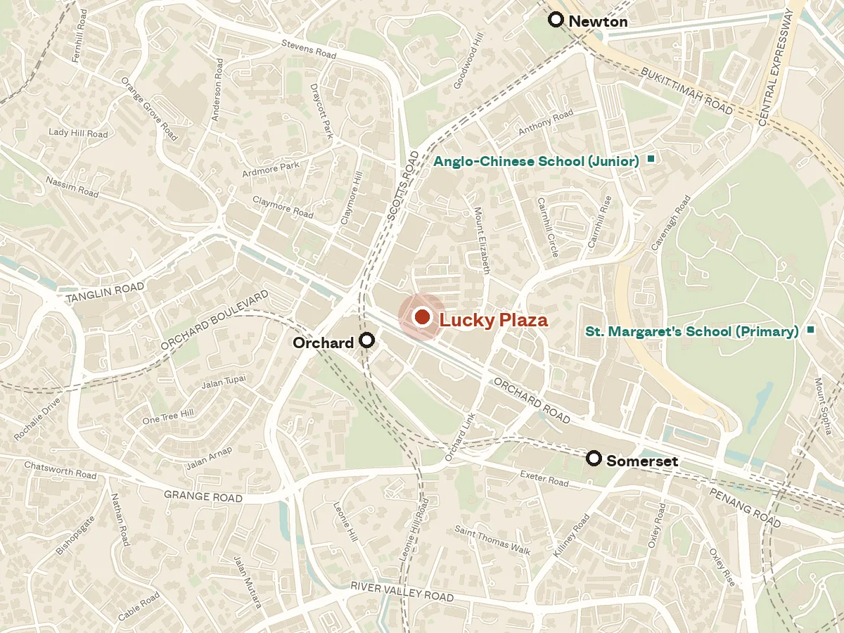 Map of the area around Lucky Plaza, with nearby MRT stations and primary schools
