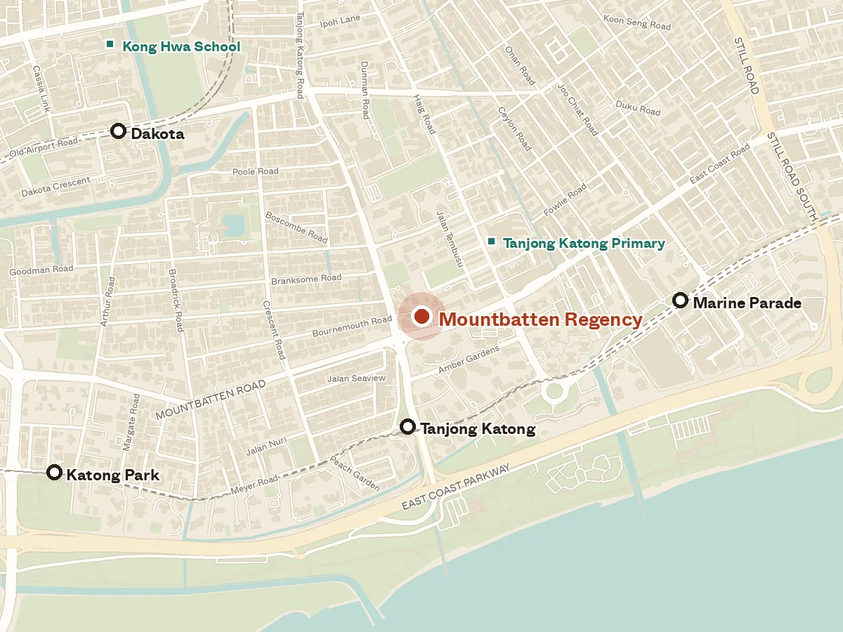 Map of the area around Mountbatten Regency, with nearby MRT stations and primary schools