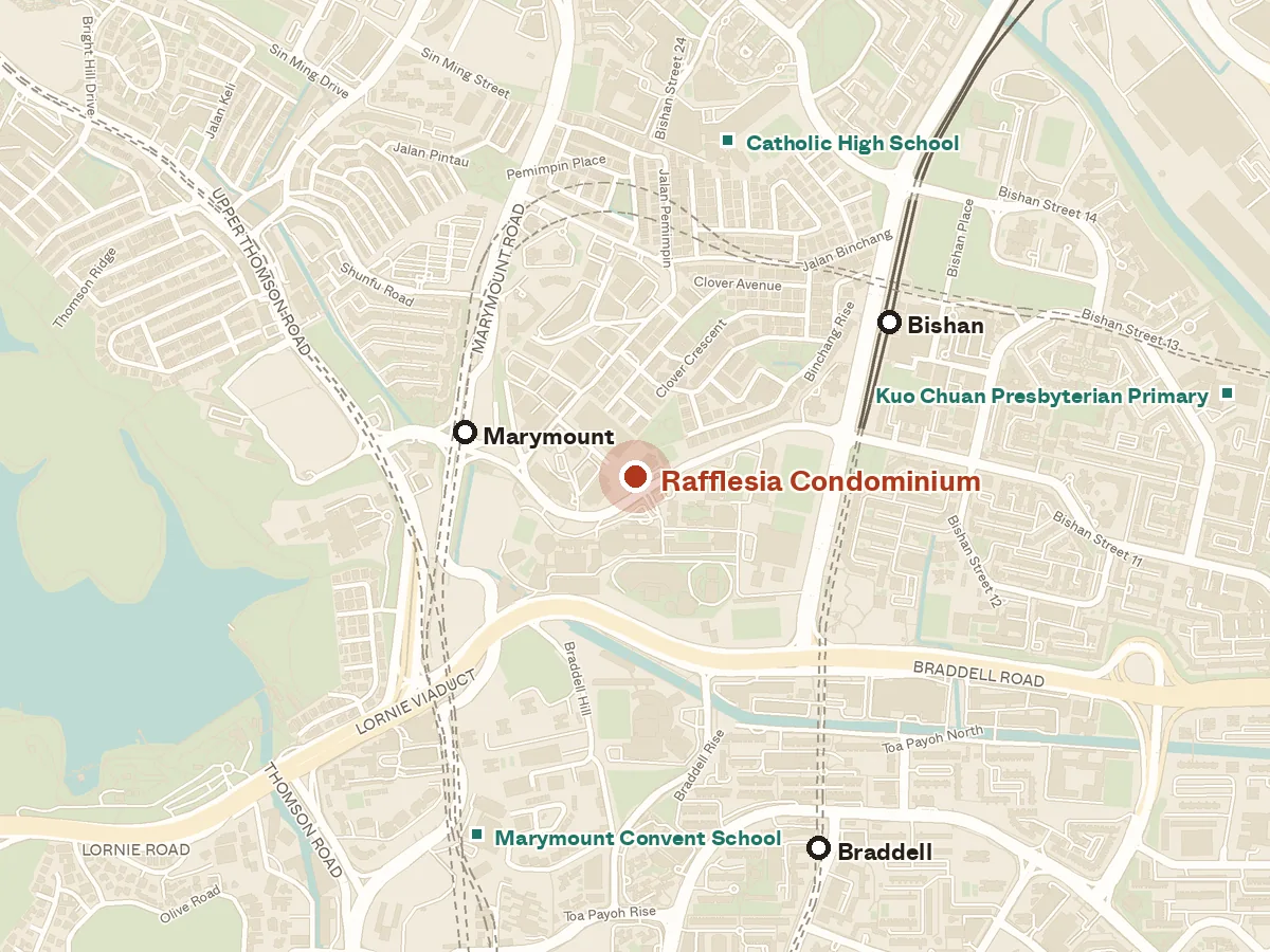 Map of the area around Rafflesia Condominium, with nearby MRT stations and primary schools