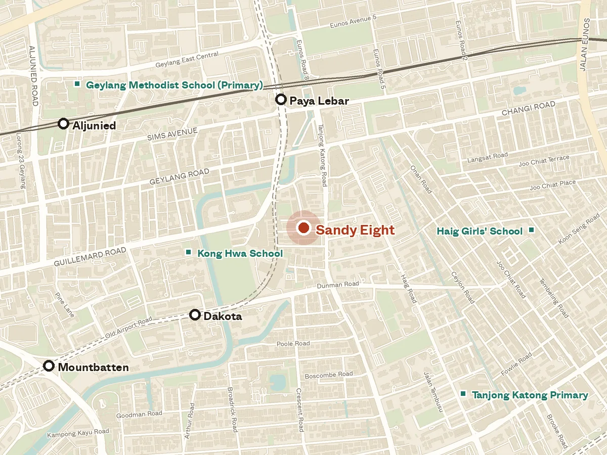 Map of the area around Sandy Eight, with nearby MRT stations and primary schools