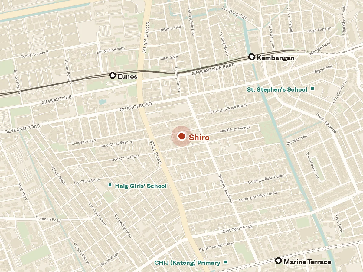 Map of the area around Shiro, with nearby MRT stations and primary schools