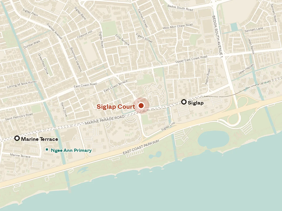 Map of the area around Siglap Court, with nearby MRT stations and primary schools