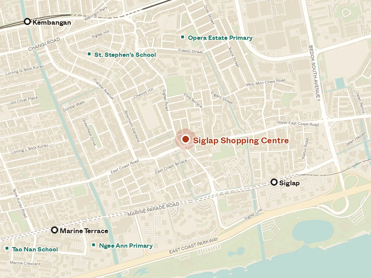 Map of the area around Siglap Shopping Centre, with nearby MRT stations and primary schools