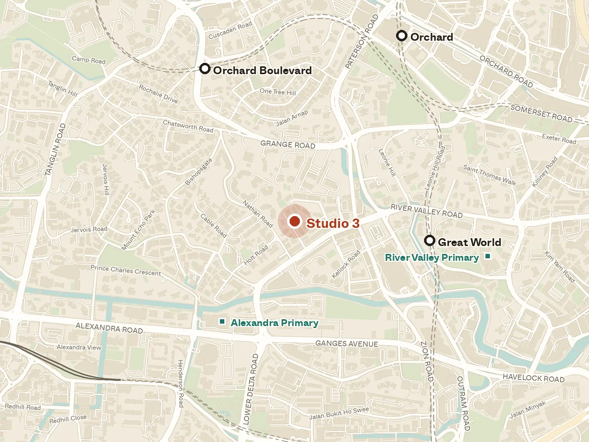 Map of the area around Studio 3, with nearby MRT stations and primary schools