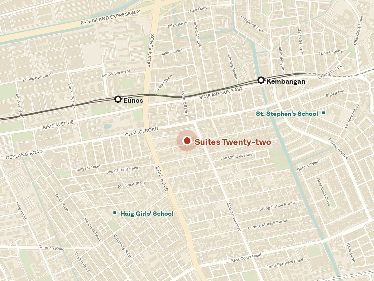 Map of the area around Suites Twenty-two, with nearby MRT stations and primary schools