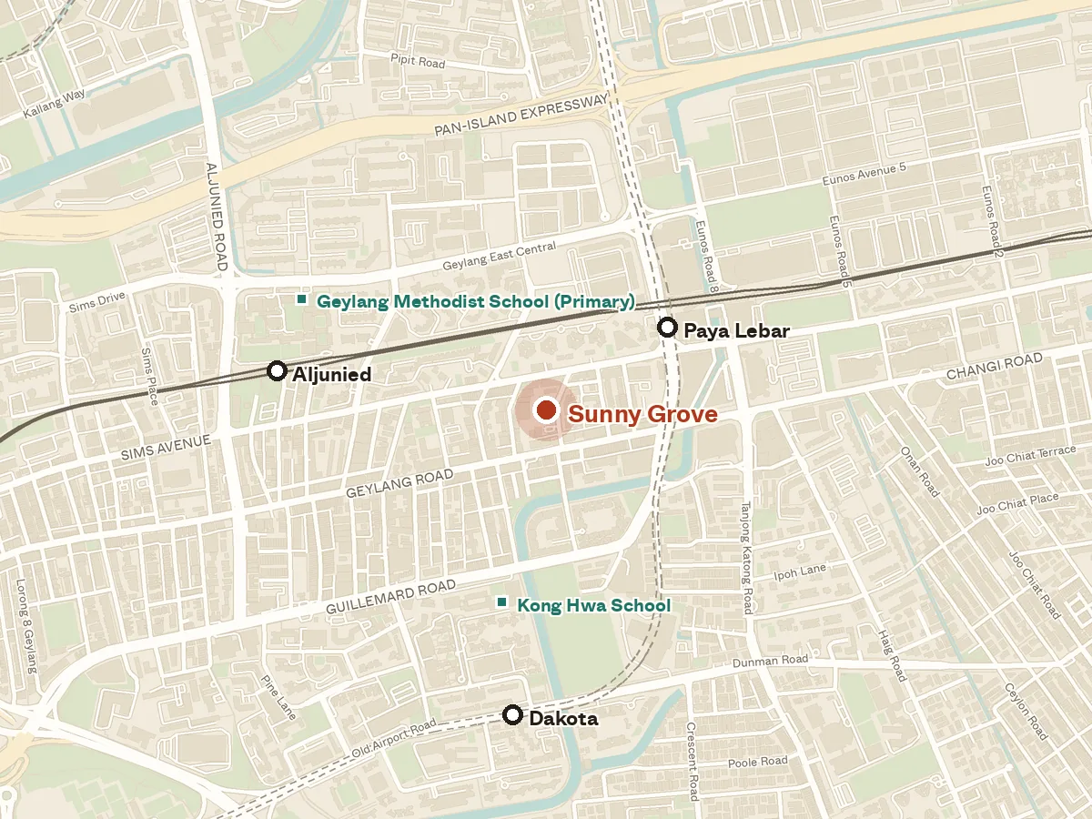 Map of the area around Sunny Grove, with nearby MRT stations and primary schools