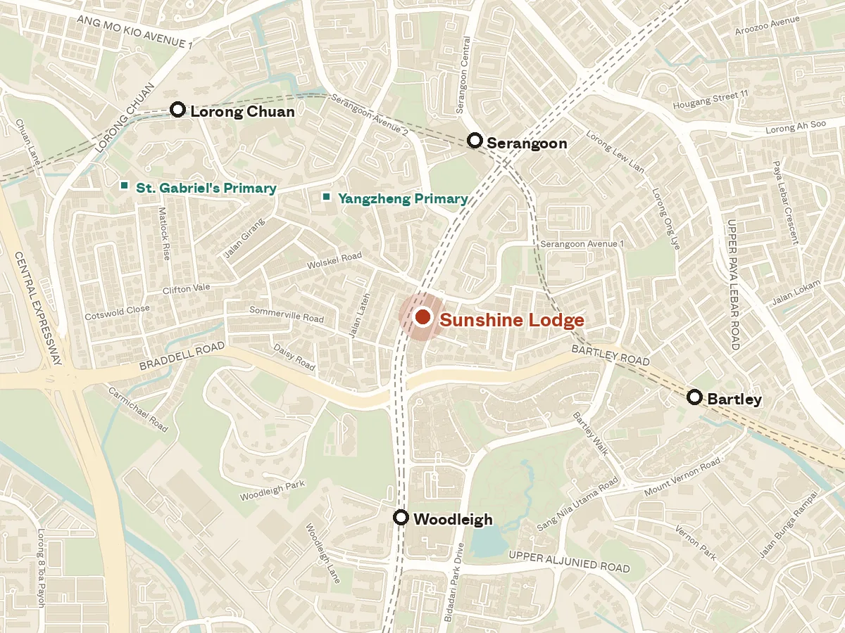 Map of the area around Sunshine Lodge, with nearby MRT stations and primary schools