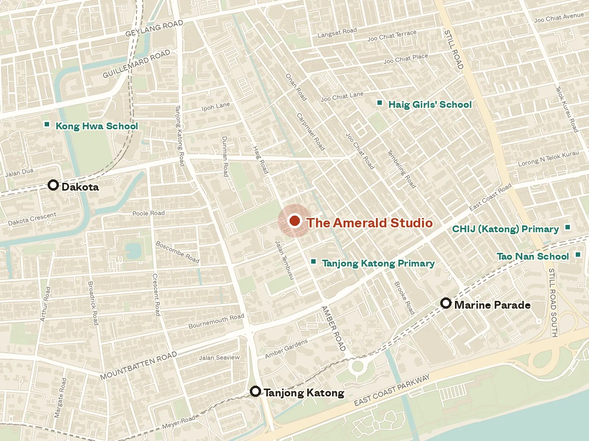 Map of the area around The Amerald Studio, with nearby MRT stations and primary schools
