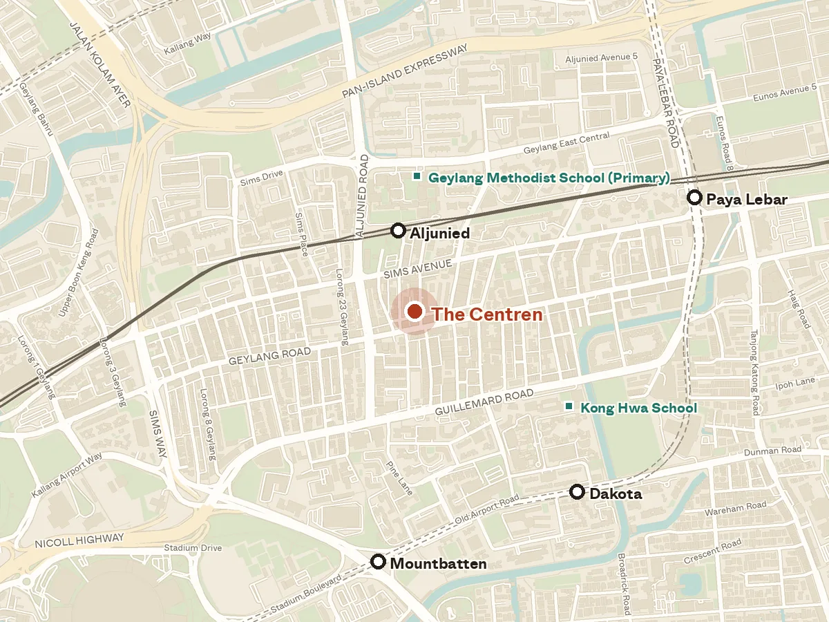 Map of the area around The Centren, with nearby MRT stations and primary schools