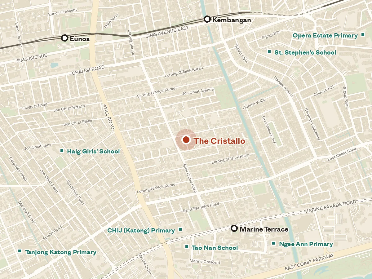Map of the area around The Cristallo, with nearby MRT stations and primary schools