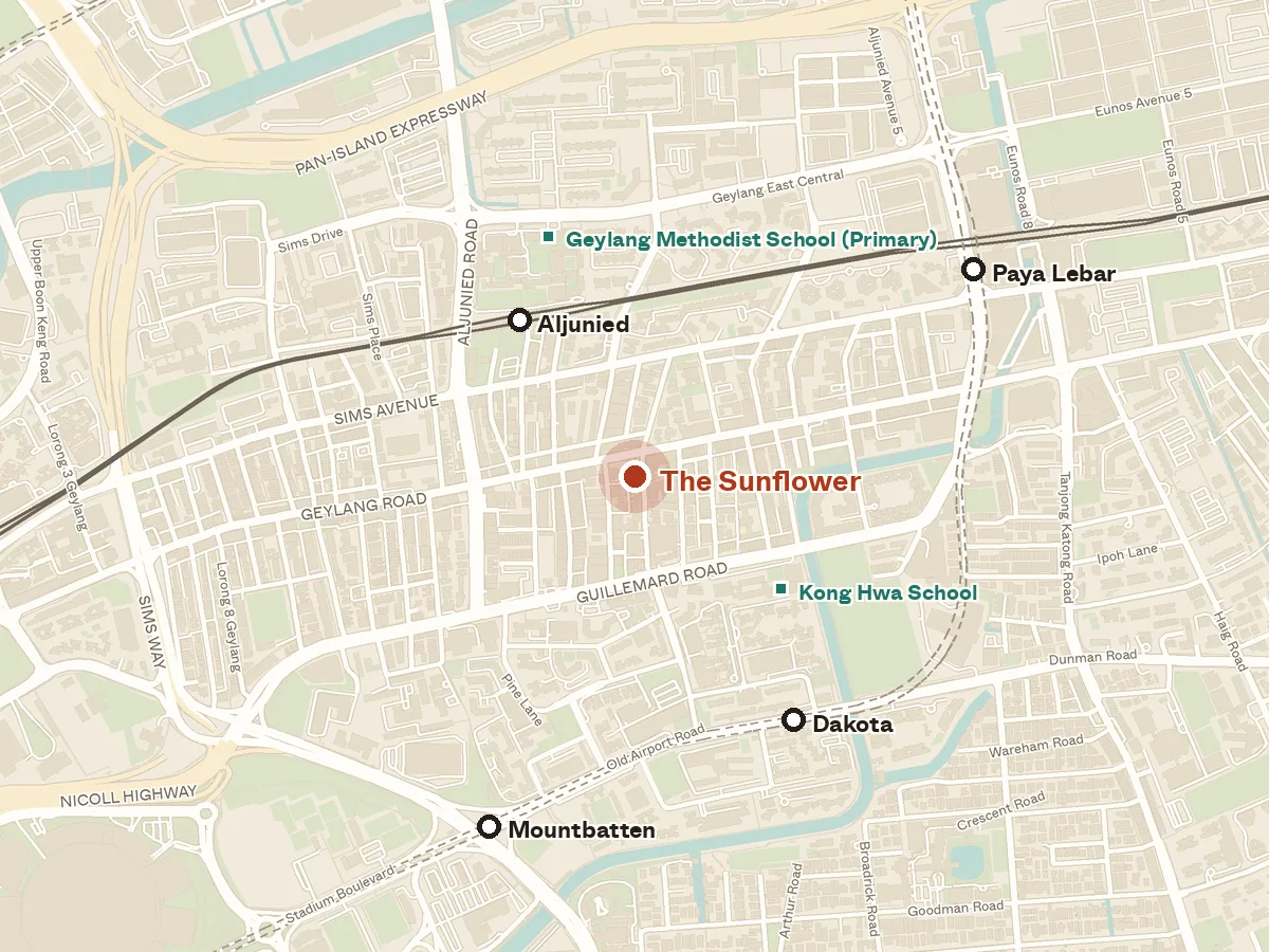 Map of the area around The Sunflower, with nearby MRT stations and primary schools