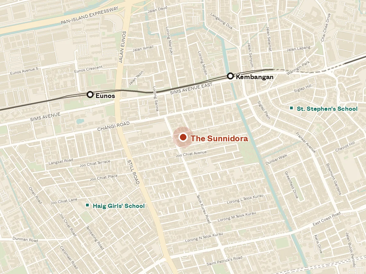 Map of the area around The Sunnidora, with nearby MRT stations and primary schools