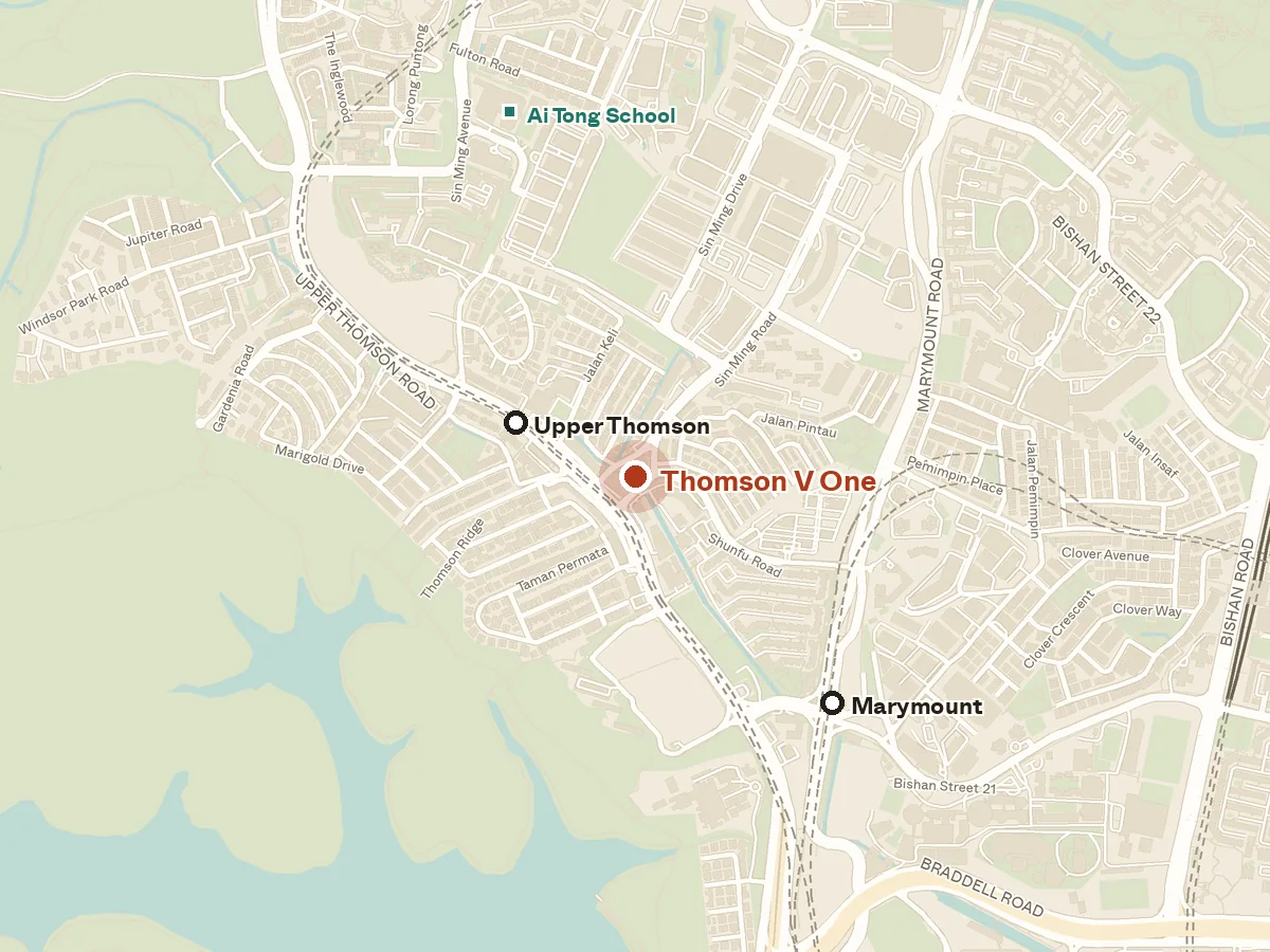 Map of the area around Thomson V One, with nearby MRT stations and primary schools