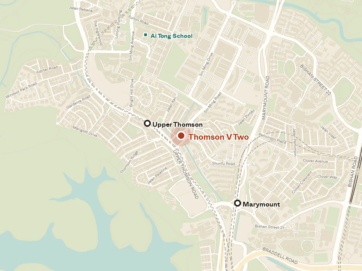 Map of the area around Thomson V Two, with nearby MRT stations and primary schools