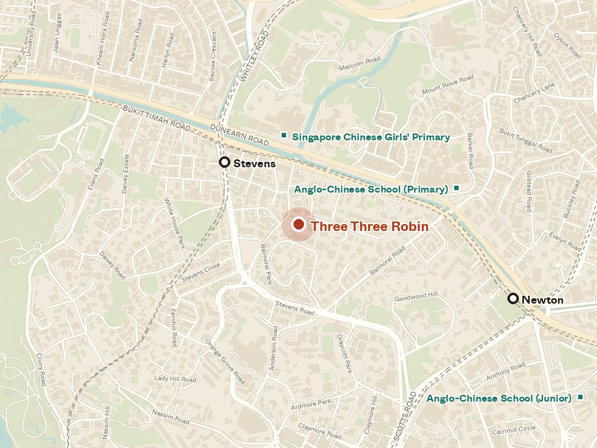 Map of the area around Three Three Robin, with nearby MRT stations and primary schools