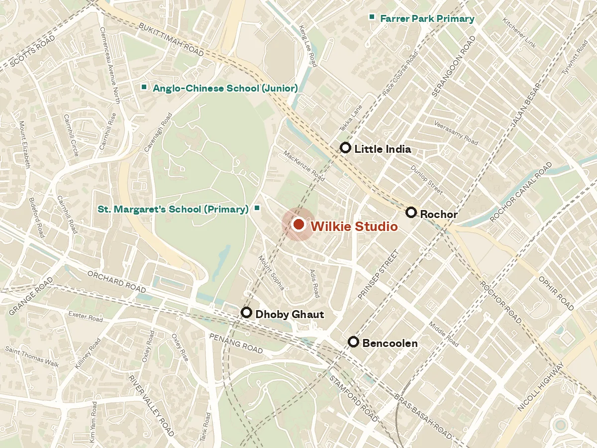 Map of the area around Wilkie Studio, with nearby MRT stations and primary schools